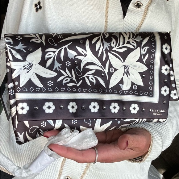 Authentic KATE SPADE Satin/Crystals bandana clutch/Shoulder bag - Picture 2 of 16